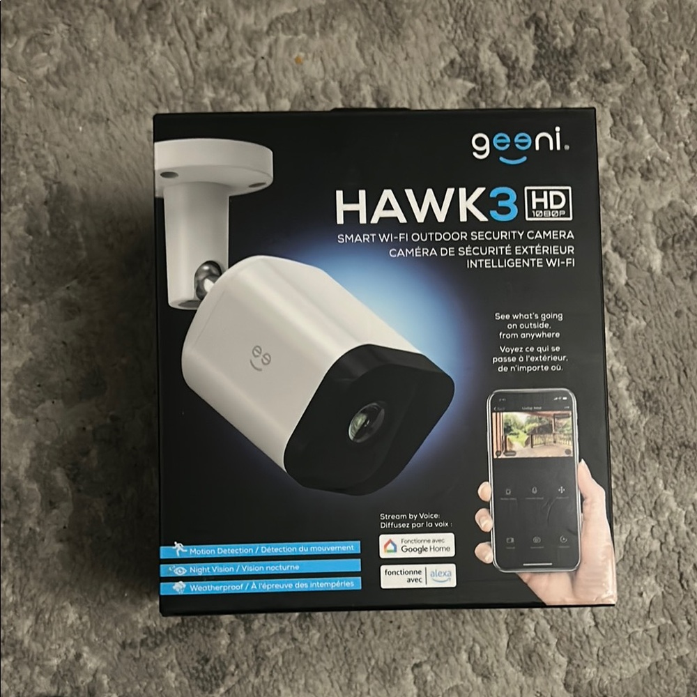 Wyze & geenie Black and White Security Camera package